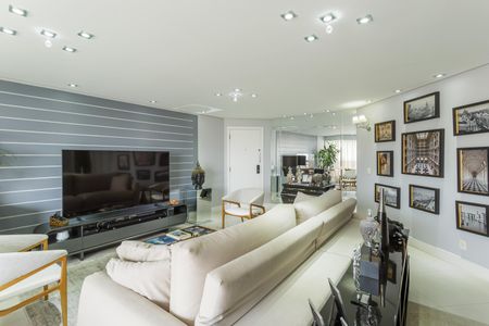 Apartamento à venda com 130m², 3 quartos e 2 vagasSala