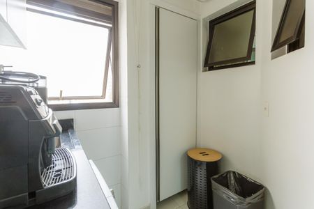 Apartamento à venda com 130m², 3 quartos e 2 vagasÁrea de Serviço