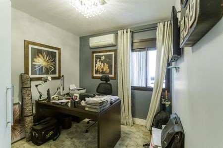 Apartamento à venda com 130m², 3 quartos e 2 vagasEscritório