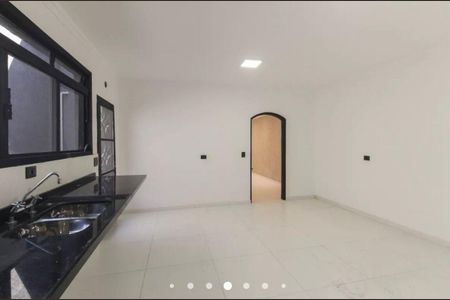 Casa à venda com 3 quartos, 216m² em Vila Aricanduva, São Paulo