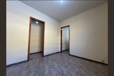 Casa à venda com 100m², 2 quartos e 4 vagas