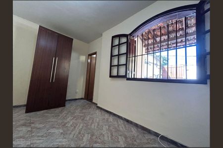 Casa à venda com 100m², 2 quartos e 4 vagas