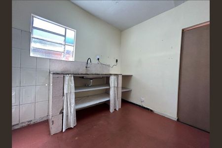 Casa à venda com 2 quartos, 100m² em Santo Andre, Belo Horizonte