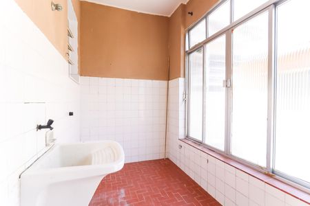 Casa à venda com 150m², 3 quartos e 1 vagaÁrea de Serviço