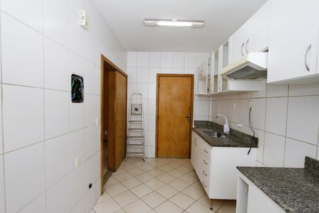 Apartamento à venda com 240m², 4 quartos e 2 vagasCozinha