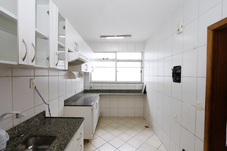 Apartamento à venda com 240m², 4 quartos e 2 vagasCozinha