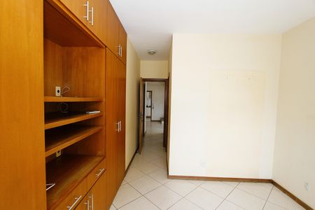 Apartamento à venda com 240m², 4 quartos e 2 vagasQuarto 1 Suíte