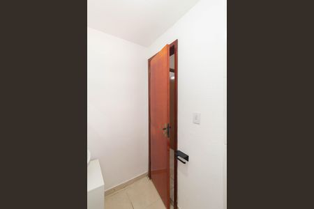 Banheiro de apartamento para alugar com 2 quartos, 37m² em Cidade Antônio Estêvão de Carvalho, São Paulo