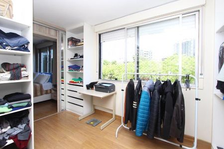 Apartamento para alugar com 192m², 4 quartos e 2 vagasQuarto 4