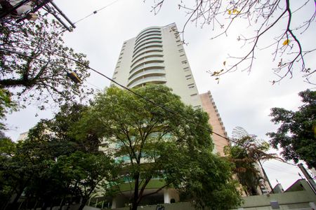 Apartamento à venda com 85m², 3 quartos e 2 vagasFachada