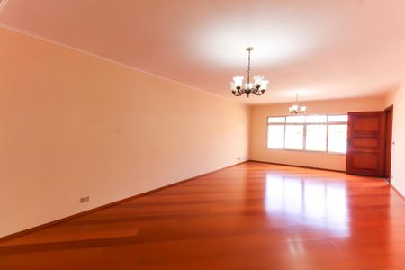 Sala de casa à venda com 3 quartos, 244m² em Vila Prudente, São Paulo