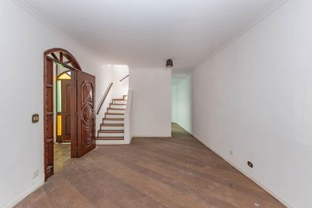 Sala de casa para alugar com 3 quartos, 180m² em Jardim Santa Emilia, São Paulo