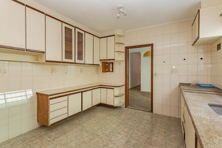Casa à venda com 180m², 3 quartos e 2 vagasCozinha