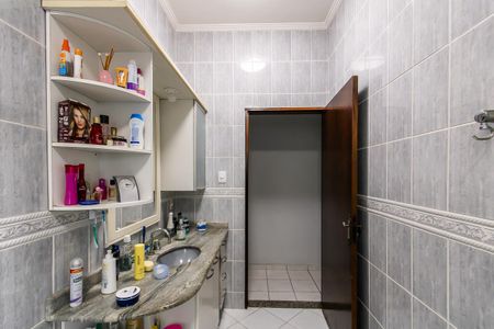 Casa à venda com 287m², 3 quartos e 3 vagasBanheiro