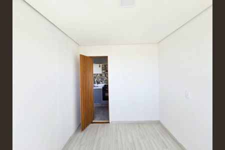 Quarto 02 de apartamento à venda com 2 quartos, 38m² em Vila das Bandeiras, Guarulhos