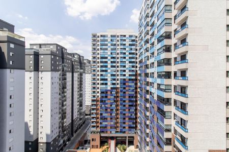 Apartamento à venda com 69m², 2 quartos e 1 vaga Apartamento à venda com 69m², 2 quartos e 1 vagaVista da Varanda da Suíte