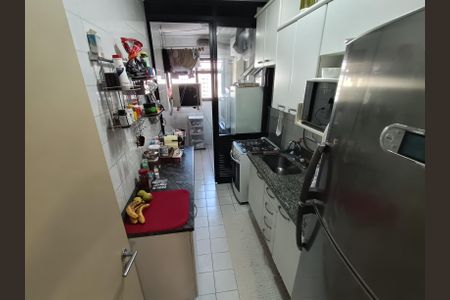 Apartamento à venda com 75m², 3 quartos e 2 vagas Apartamento à venda com 75m², 3 quartos e 2 vagasCozinha