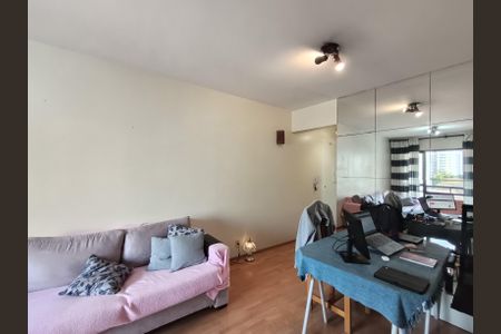 Sala de apartamento à venda com 3 quartos, 75m² em Chácara Inglesa, São Paulo