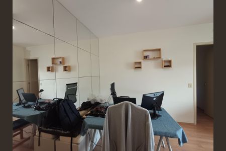 Apartamento à venda com 75m², 3 quartos e 2 vagas Apartamento à venda com 75m², 3 quartos e 2 vagasSala