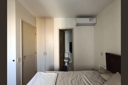 Apartamento à venda com 75m², 3 quartos e 2 vagas Apartamento à venda com 75m², 3 quartos e 2 vagasSuíte
