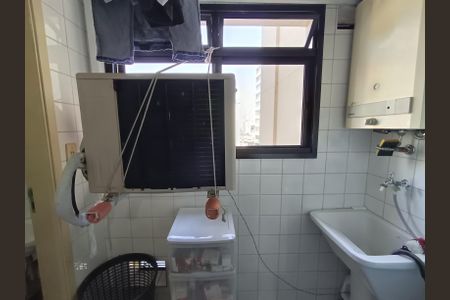 Apartamento à venda com 75m², 3 quartos e 2 vagas Apartamento à venda com 75m², 3 quartos e 2 vagasÁrea de Serviço