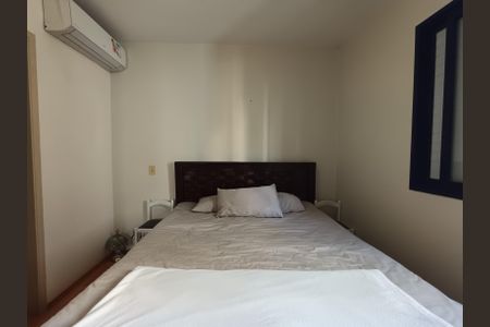 Apartamento à venda com 75m², 3 quartos e 2 vagas Apartamento à venda com 75m², 3 quartos e 2 vagasSuíte