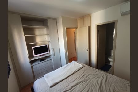 Apartamento à venda com 75m², 3 quartos e 2 vagas Apartamento à venda com 75m², 3 quartos e 2 vagasSuíte