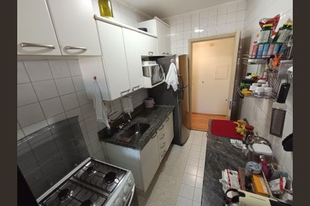 Apartamento à venda com 75m², 3 quartos e 2 vagas Apartamento à venda com 75m², 3 quartos e 2 vagasCozinha