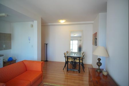 Apartamento à venda com 56m², 2 quartos e 1 vagaSala