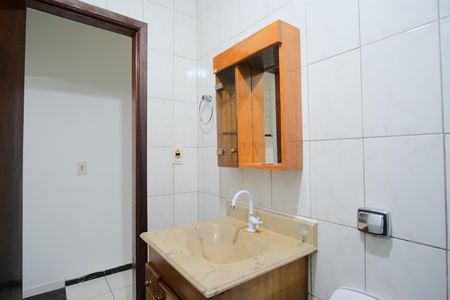 Casa para alugar com 150m², 3 quartos e 2 vagasBanheiro 1