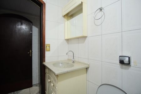 Casa para alugar com 150m², 3 quartos e 2 vagasBanheiro 2