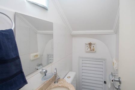 Casa de condomínio à venda com 100m², 3 quartos e 2 vagasLavabo