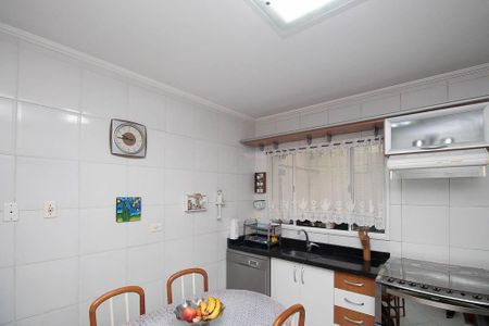 Casa de condomínio à venda com 100m², 3 quartos e 2 vagasCozinha - Armários