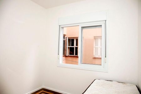 Quarto 1 de apartamento à venda com 2 quartos, 70m² em Farroupilha, Porto Alegre
