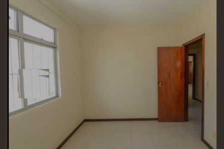 Quarto de apartamento à venda com 3 quartos, 180m² em Jardim America, Belo Horizonte