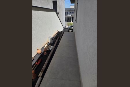 Casa à venda com 220m², 3 quartos e 4 vagas