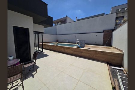 Casa à venda com 220m², 3 quartos e 4 vagas