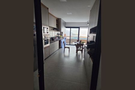 Casa à venda com 3 quartos, 220m² em Swiss Park, Campinas