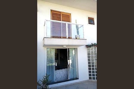Casa à venda com 191m², 3 quartos e 2 vagas