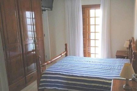 Casa à venda com 3 quartos, 191m² em Baeta Neves, São Bernardo do Campo