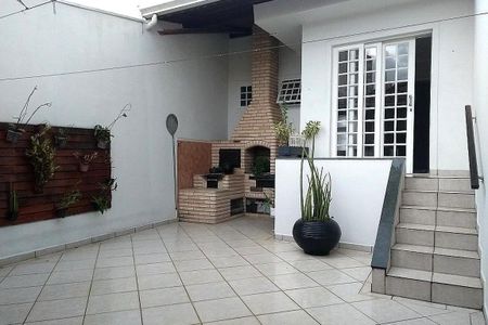 Casa à venda com 191m², 3 quartos e 2 vagas