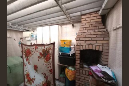 Casa à venda com 80m², 2 quartos e 2 vagas