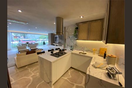 Apartamento à venda com 3 quartos, 154m² em Campo Belo, São Paulo