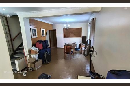 Casa à venda com 200m², 3 quartos e 3 vagas