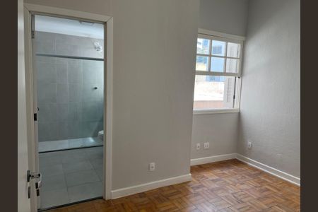 Suíte de apartamento para alugar com 3 quartos, 124m² em Vila Buarque, São Paulo