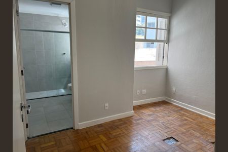 Suíte de apartamento para alugar com 3 quartos, 124m² em Vila Buarque, São Paulo
