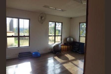 Apartamento à venda com 70m², 1 quarto e 1 vaga
