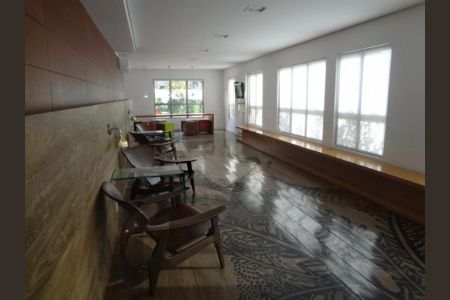 Apartamento à venda com 70m², 1 quarto e 1 vaga