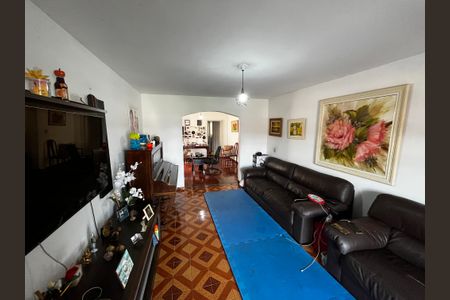 Casa à venda com 110m², 2 quartos e 2 vagas Casa à venda com 110m², 2 quartos e 2 vagasSala