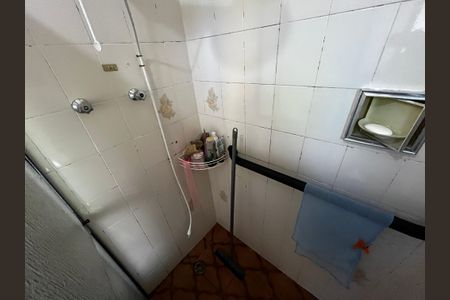 Casa à venda com 110m², 2 quartos e 2 vagas Casa à venda com 110m², 2 quartos e 2 vagasBanheiro de Serviço